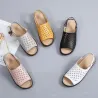 Fashionable flat sandals - open toe / heelSandals