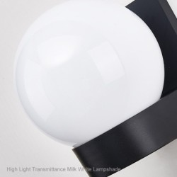 Lâmpada moderna em forma de bola - luz de parede ao ar livre