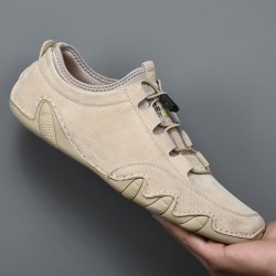 Tênis estilosos de camurça - slip on mocassins