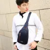 Bolsa de ombro / peito elegante - mochila pequena - com orifício para fones de ouvido