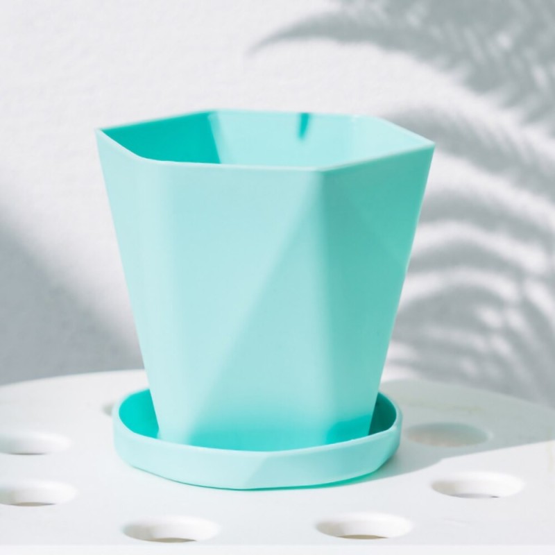 Geometric flower pot - plastic resinGarden