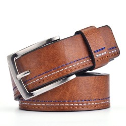 Cinto de couro genuíno da moda - com uma fivela de pino
