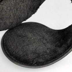 Earmuffs quentes com orifícios auditivos de metal - unissex