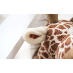 Girafa castanha - peluche - 25 cm