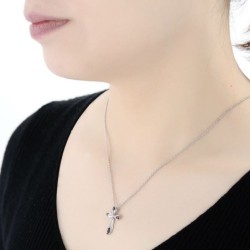 Colar elegante - cruz de cristal azul - prata de lei 925