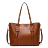 Elegant leather shoulder bag - large capacityHandbags