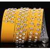 Cinto de couro da moda - com furos / strass - fivela de metal
