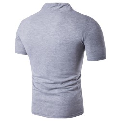 T-shirt elegante de manga curta - gola aberta - mangas estampadas