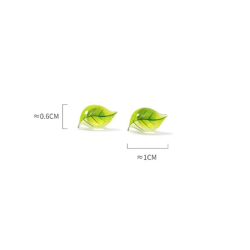 Small green leaves stud earrings - silver platedEarrings
