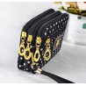 Bolsa clutch pequena - zíper triplo - alça de pulso - padrão de pontos