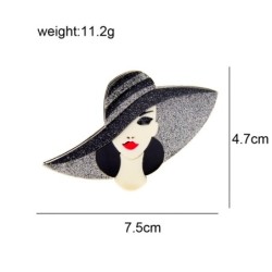 Senhora de chapéu preto - broche