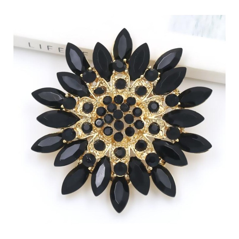 Big daisy flower - crystal broochBrooches