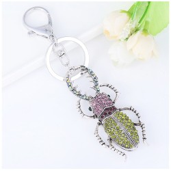 chaveiro em forma de inseto de cristal