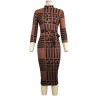 Vestido midi clássico - manga três quartos - listras geométricas de cor preta