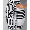 Vestido midi clássico - manga três quartos - listras geométricas de cor preta