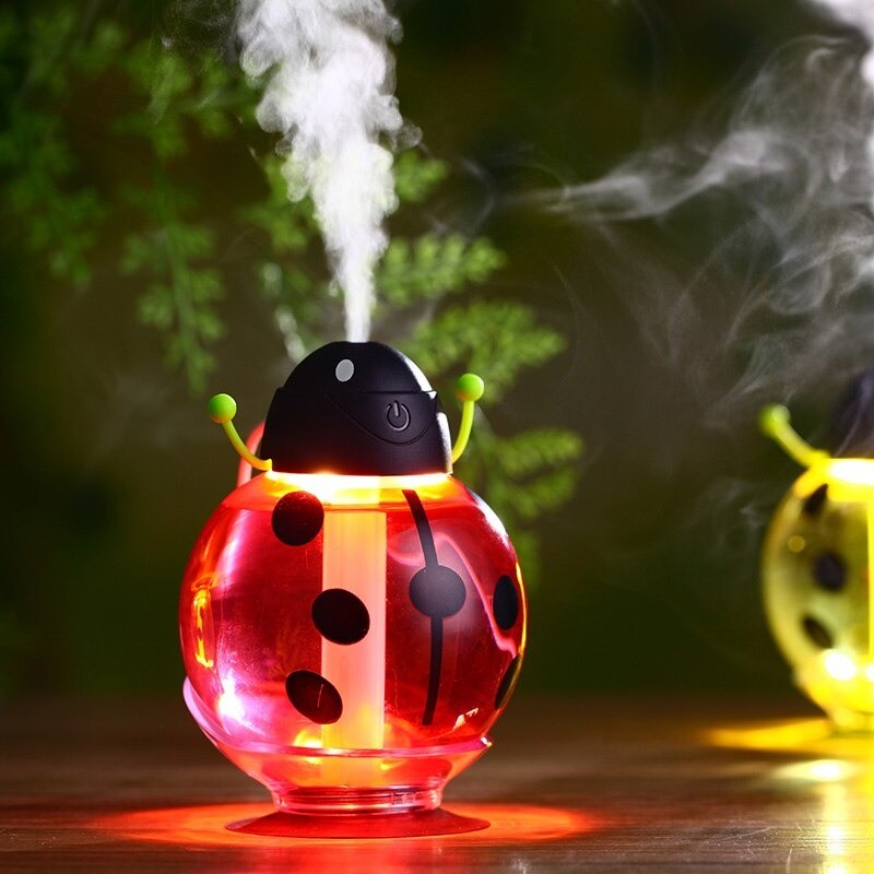 Umidificador de ar ultrassônico - difusor de óleos essenciais - formato joaninha - USB - LED - 260 ml