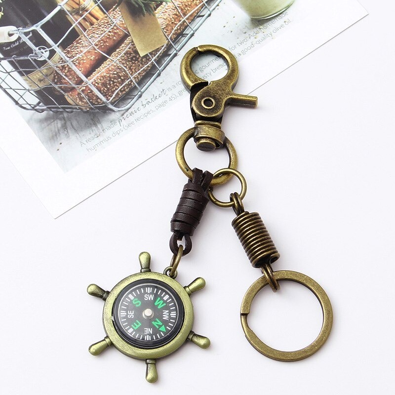 Chaveiro de bronze vintage - roda de leme / bússola