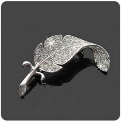 Folha de prata / pena com strass - broche