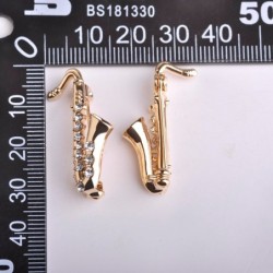 Saxofone de cristal dourado - broche