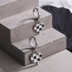 Round earrings with hanging check heartEarrings