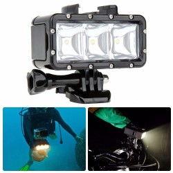 Luz de mergulho LED subaquática - para GoPro - 30 m