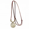 Colar vintage - pingente redondo de metal - corda de couro