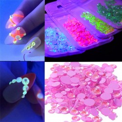 Cristais luminosos - decoração de unhas com strass - tamanhos mistos