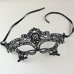 máscara de olho de renda preta veneziana