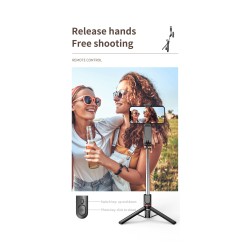 L15 - selfie stick - foldable mini tripod - with fill light - Bluetooth - remote shutterSelfie sticks