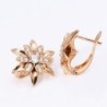Brinco flor dourada com cristais
