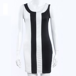 Minivestido sem mangas - listrado preto / branco - plus size