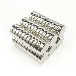 N35 - ímã de neodímio - disco forte - 6mm * 2mm - 50 peças