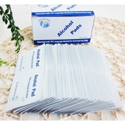 Compressas com álcool - lenços antissépticos - antibacterianos - 100 peças