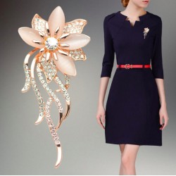 Flor de cristal opala - broche elegante