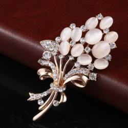 Flor de opala com cristais - broche