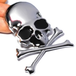 Crânio de metal / ossos - emblema - adesivo de carro