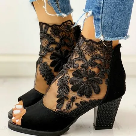 Sexy ankle boots - with floral lace - back zipperSandals