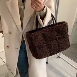 Trendy plush handbag - large capacityHandbags