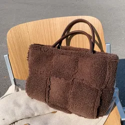 Trendy plush handbag - large capacityHandbags