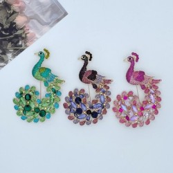 broche de pavão de cristal