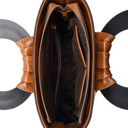 Bolsa de ombro elegante em couro - flores estampadas
