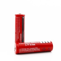 Bateria Li-on 18650 - recarregável - 3,7V - 4800mAh