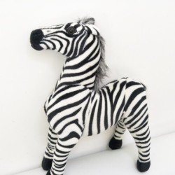 Zebra realista - brinquedo de pelúcia