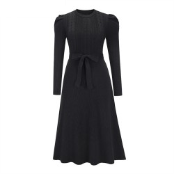 Elegant knitted dress - long sleeve - waist beltDresses
