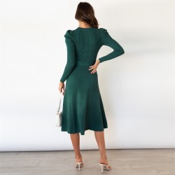 Elegant knitted dress - long sleeve - waist beltDresses
