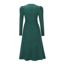 Elegant knitted dress - long sleeve - waist beltDresses