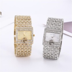 Relógio elegante de quartzo - pulseira larga de cristal