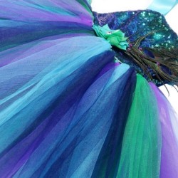 Fato de pavão - vestido com penas/flores