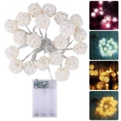Guirlanda de LED - com bolas de vime - alimentada por bateria - 2,5m