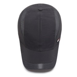 Classic baseball cap - with mesh - unisexHats & Caps